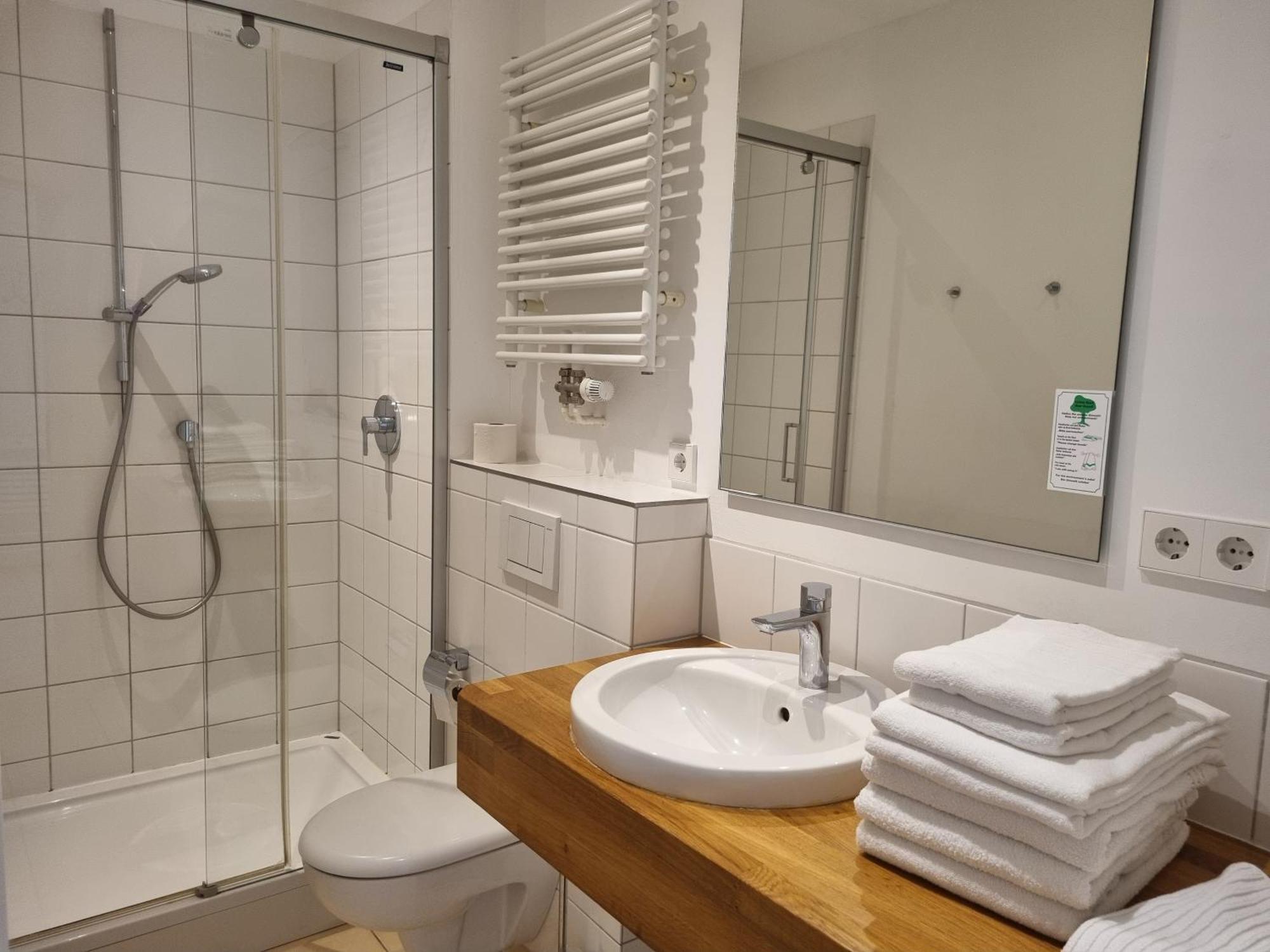 Bms Balance - Natur, Entspannung, King Size Bett, Free Parking, Top Lage, Netflix Wolfsburg Ngoại thất bức ảnh